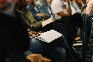 Groep in zaal 1.jpg